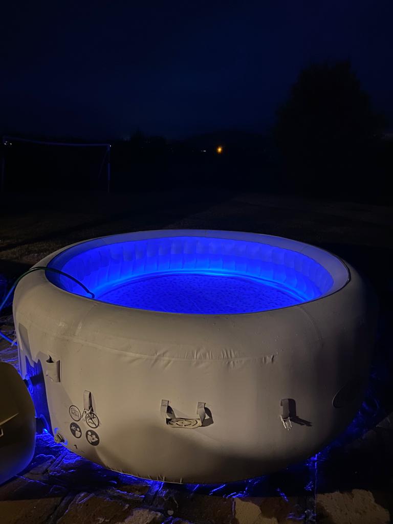 4 to 6 Person Hot Tub Rental - Somerset Hot Tub Hire